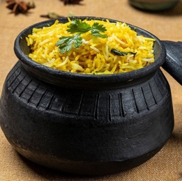  Hari Mirch Chicken Biryani made in Jugni restaurant, the best restaurant in Koramangala.
